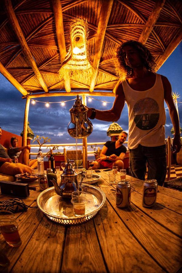 Sunshine Surf Morocco Bed & Breakfast Tamraght Exterior foto